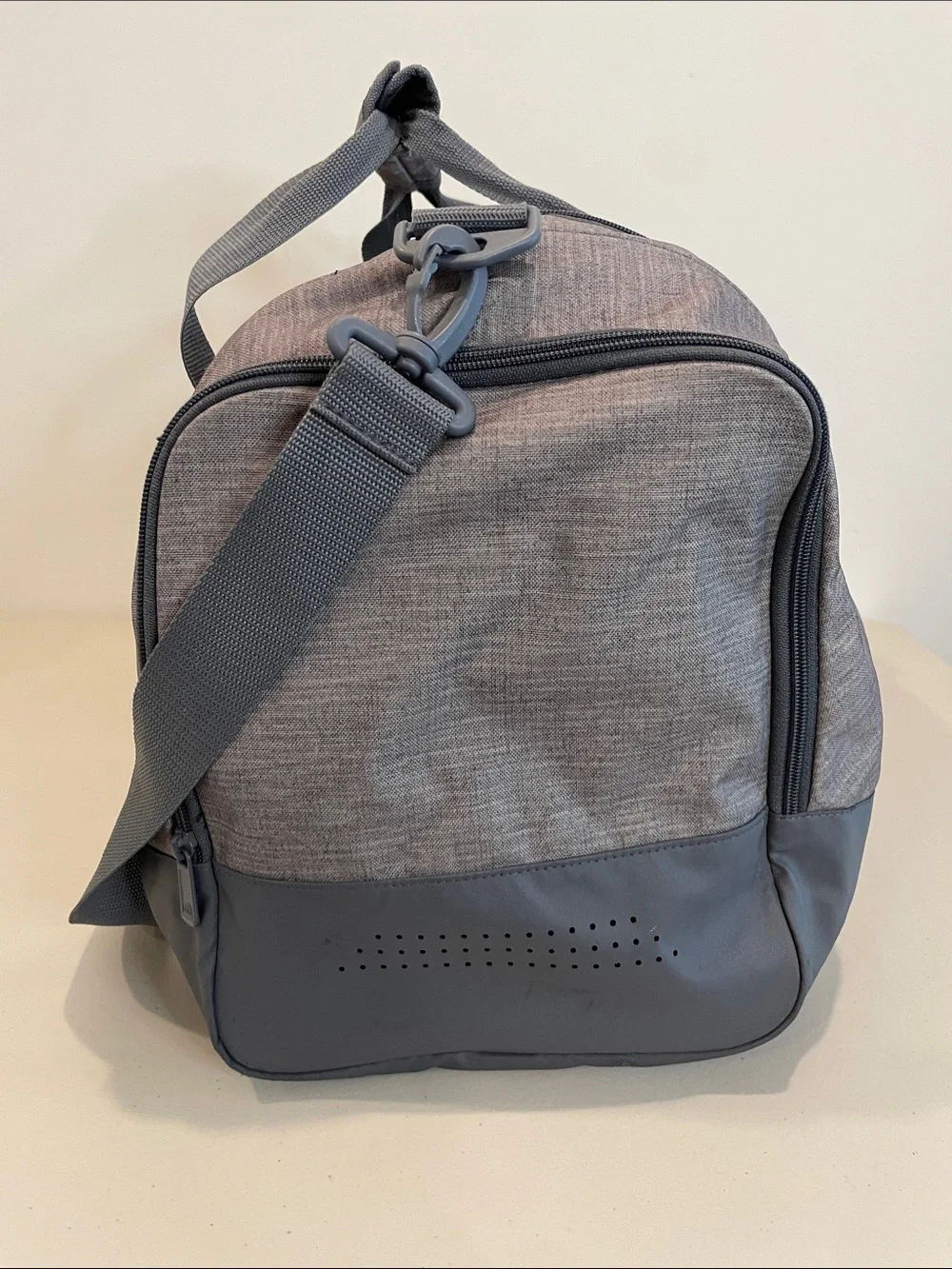 adidas Defender IV Duffel Bag Canvas Gray Orange Medium Gym Travel Luggage